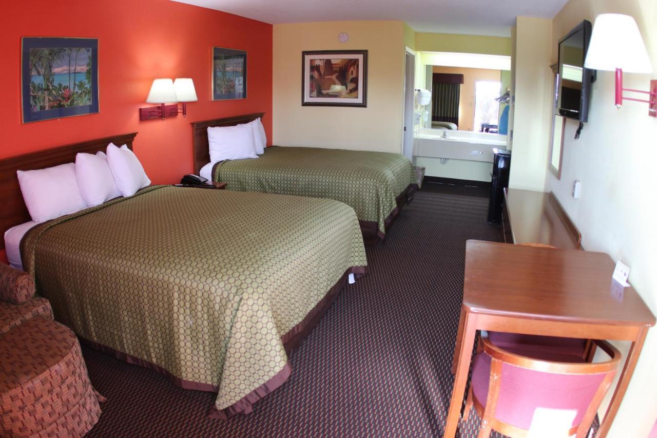 Hawkinsville Budget Inn & Suites מראה חיצוני תמונה