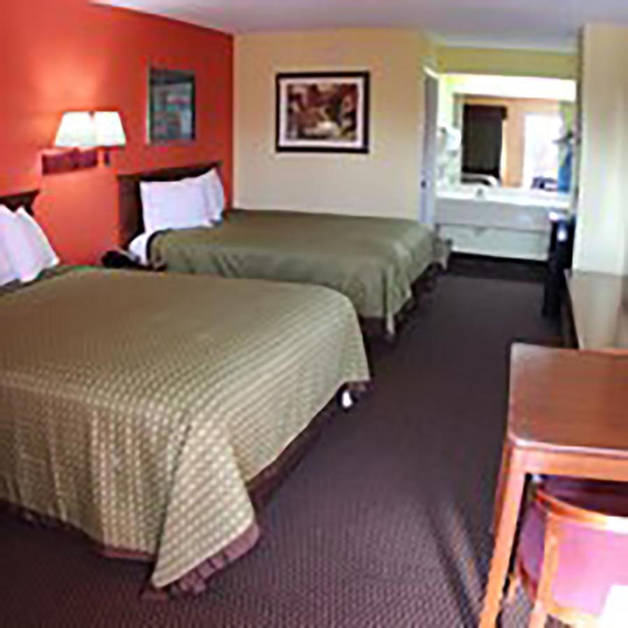 Hawkinsville Budget Inn & Suites מראה חיצוני תמונה