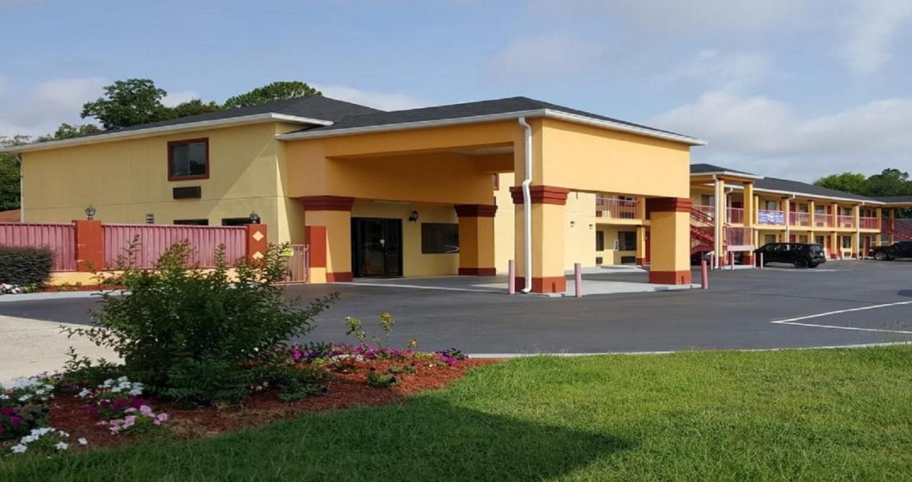 Hawkinsville Budget Inn & Suites מראה חיצוני תמונה