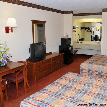 Hawkinsville Budget Inn & Suites מראה חיצוני תמונה